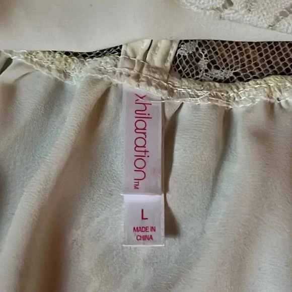 Xhilaration Women’s Lace Top Size L - Picture 8 of 9